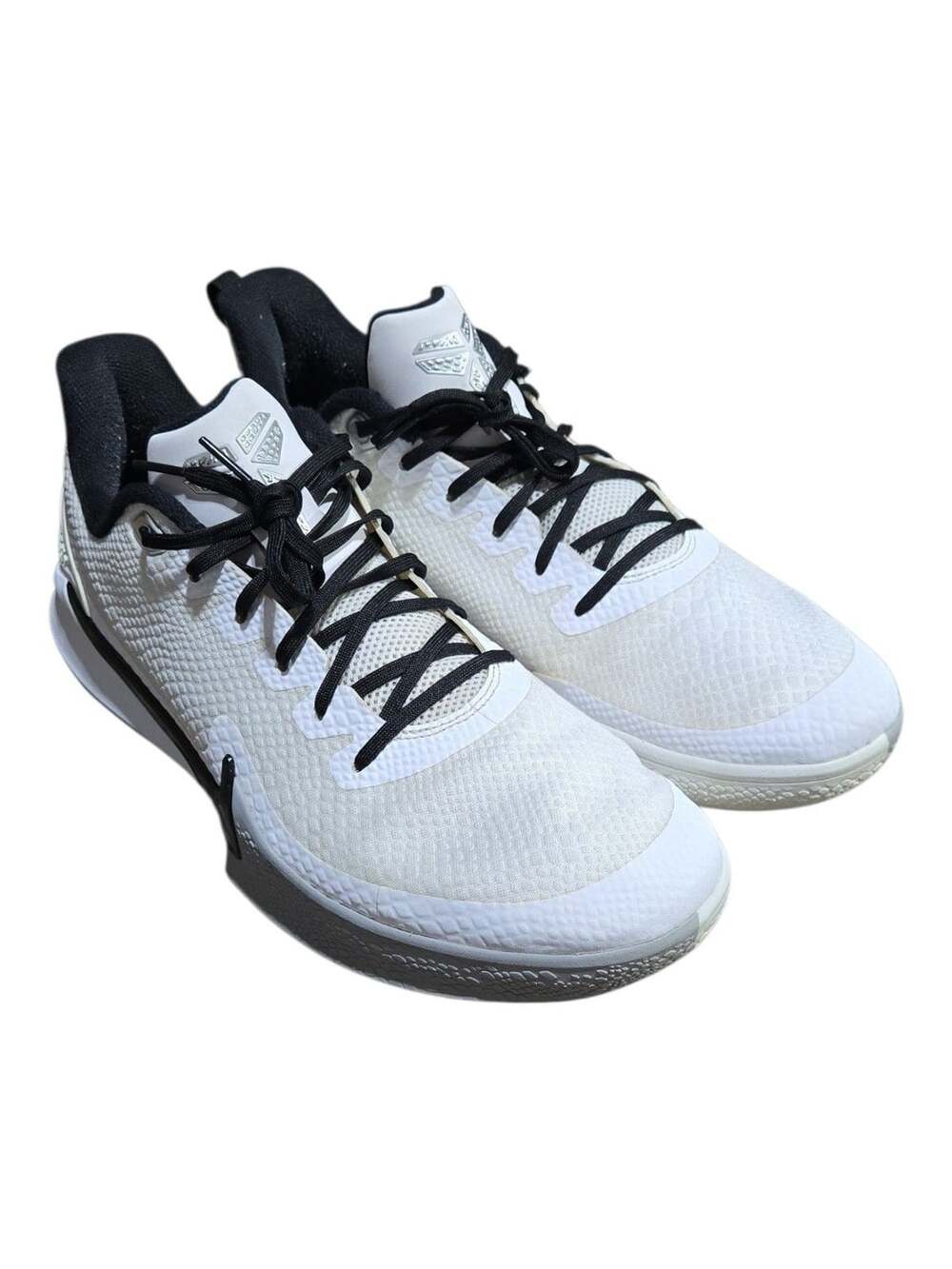 Nike Mamba Focus TB White Black Metallic Silver Basketball Shoes Size 13